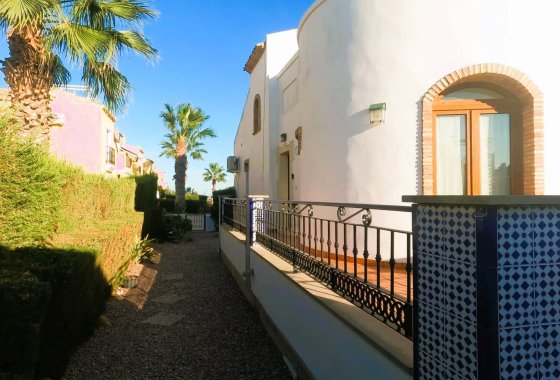 Reventa - Chalet Independiente - Algorfa