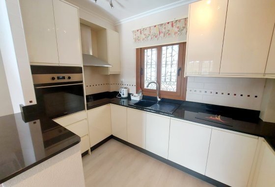 Re-Sale - Apartment - Algorfa