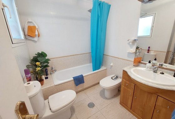 Re-Sale - Apartment - Almoradí