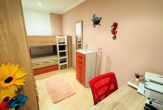 Re-Sale - Apartment - Formentera del Segura