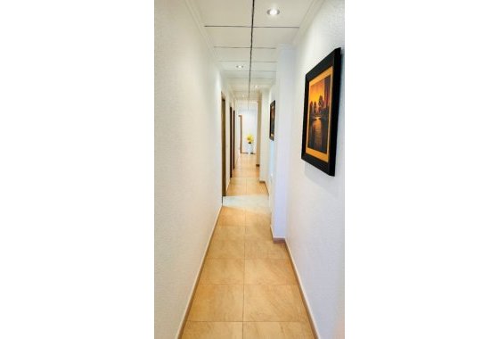 Re-Sale - Apartment - Formentera del Segura