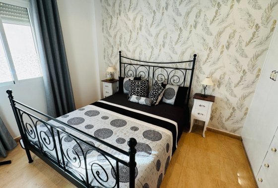 Re-Sale - Apartment - Formentera del Segura