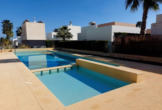 Reventa - Bloque De Cuatro - Algorfa