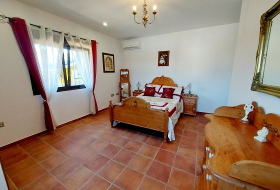 Re-Sale - Finca - Bigastro