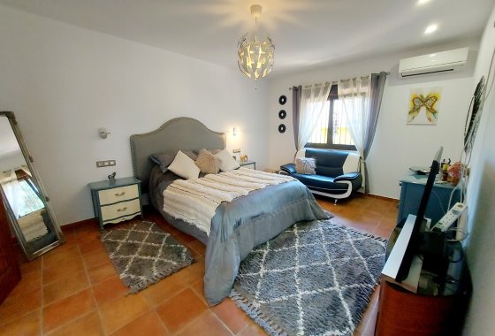 Re-Sale - Finca - Bigastro