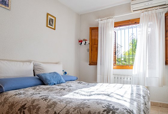 Reventa - Chalet Independiente - La Zenia - Beach