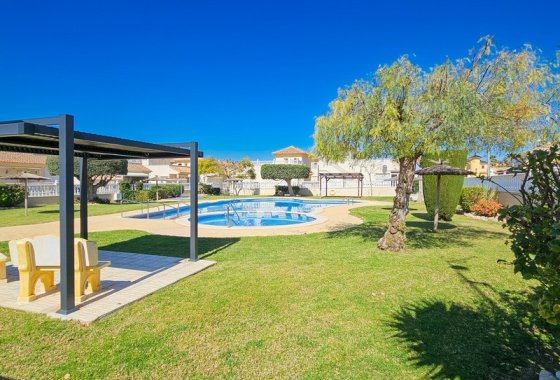 Re-Sale - Detached Villa - Algorfa