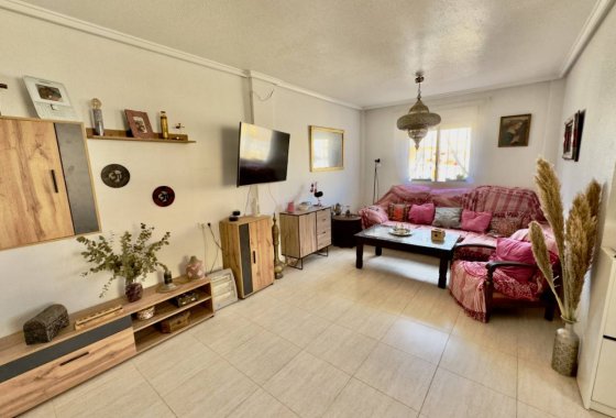 Reventa - Bloque De Cuatro - Ciudad Quesada