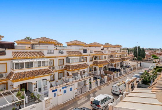 Re-Sale - Townhouse - Torrevieja - La Siesta - El Salado -  Torreta