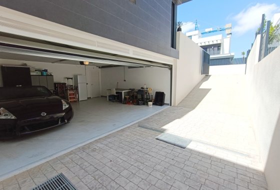 Re-Sale - Detached Villa - Algorfa