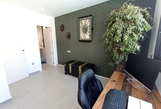 Re-Sale - Detached Villa - Algorfa