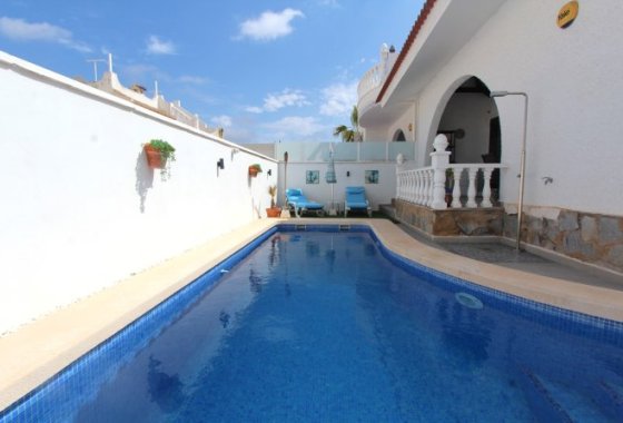 Re-Sale - Townhouse - Villamartin - Blue Lagoon