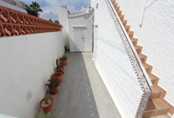 Re-Sale - Townhouse - Villamartin - Blue Lagoon