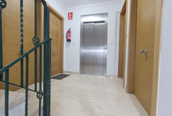 Re-Sale - Apartment - Formentera del Segura