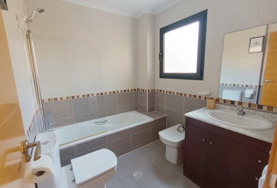 Reventa - Semi - Detached Villa - Ciudad Quesada