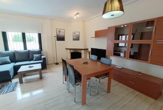 Reventa - Semi - Detached Villa - Ciudad Quesada