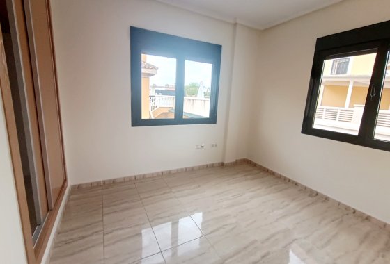 Reventa - Semi - Detached Villa - Ciudad Quesada
