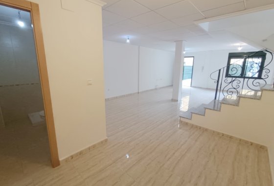 Reventa - Semi - Detached Villa - Ciudad Quesada