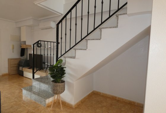 Reventa - Duplex - Algorfa