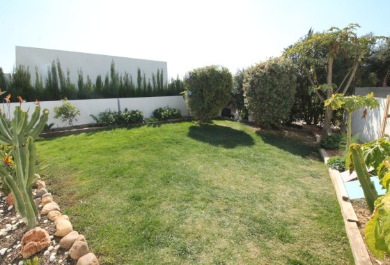 Re-Sale - Detached Villa - Algorfa