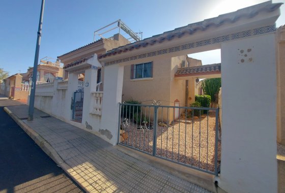 Re-Sale - Detached Villa - Algorfa