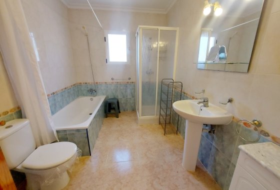 Re-Sale - Detached Villa - Algorfa