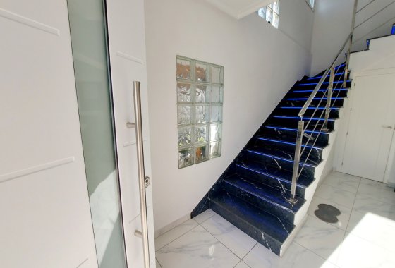 Re-Sale - Detached Villa - Orihuela Costa