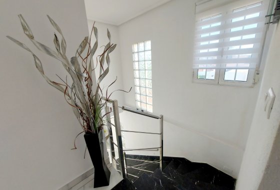 Re-Sale - Detached Villa - Orihuela Costa