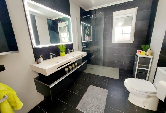 Re-Sale - Detached Villa - Orihuela Costa