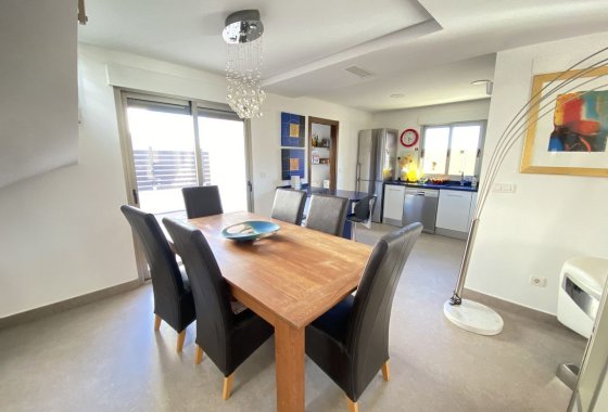 Reventa - Chalet Independiente - Cox