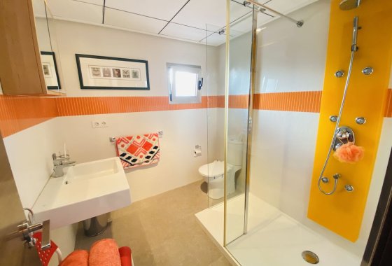 Reventa - Chalet Independiente - Cox