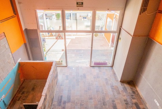 Reventa - Commercial - Algorfa