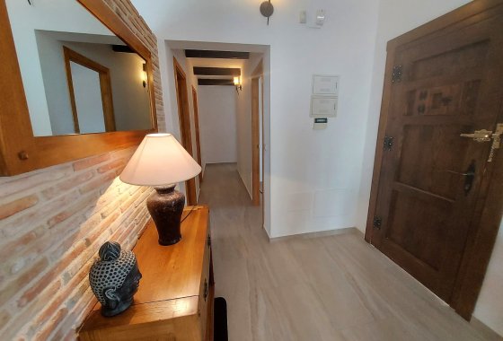 Reventa - Chalet Independiente - Orihuela