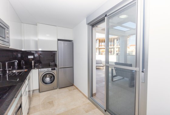 Re-Sale - Apartment - Villamartin