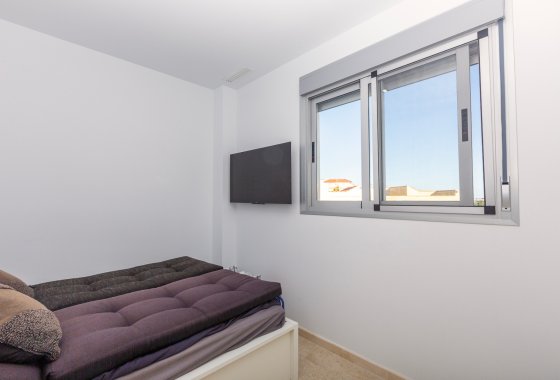 Re-Sale - Apartment - Villamartin