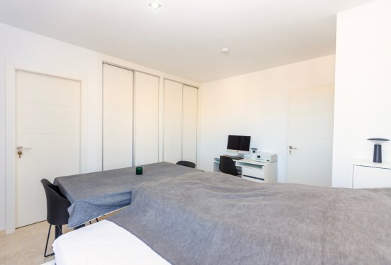 Re-Sale - Apartment - Villamartin