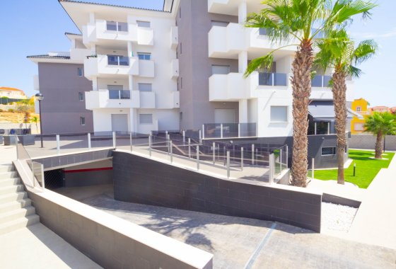 Re-Sale - Apartment - Villamartin