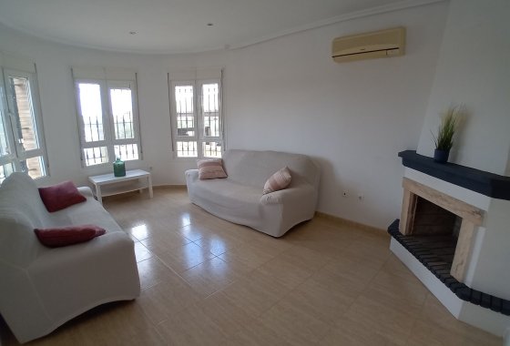 Reventa - Chalet Independiente - Los Montesinos