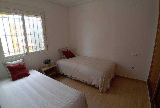 Reventa - Chalet Independiente - Los Montesinos