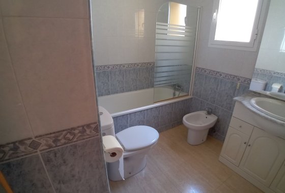 Reventa - Chalet Independiente - Los Montesinos