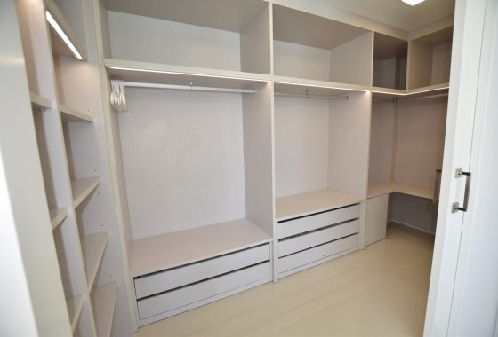 Reventa - Chalet Independiente - San Miguel de Salinas