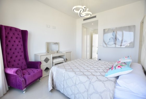 Reventa - Chalet Independiente - San Miguel de Salinas