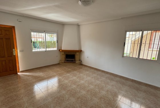 Re-Sale - Detached Villa - Algorfa