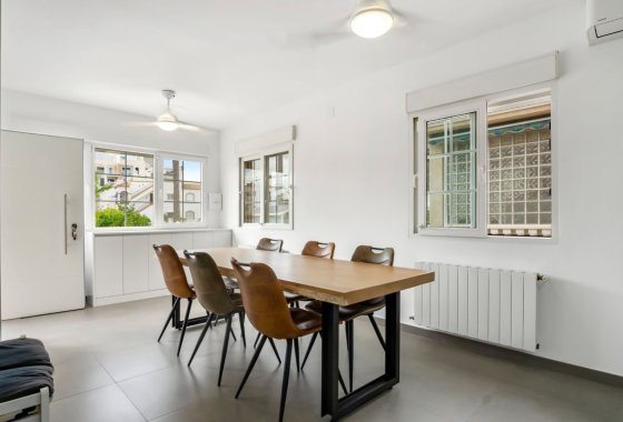 Re-Sale - Detached Villa - Orihuela Costa