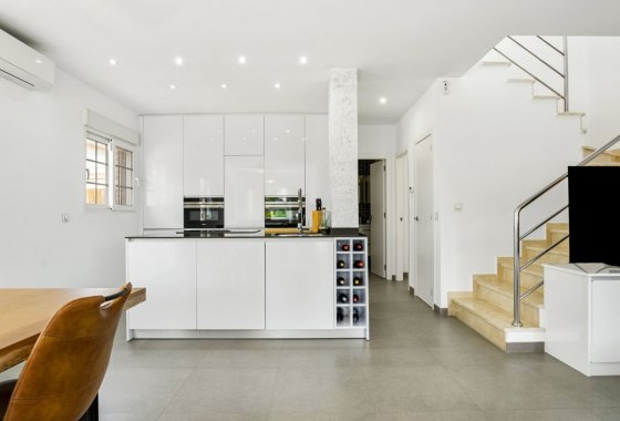 Re-Sale - Detached Villa - Orihuela Costa