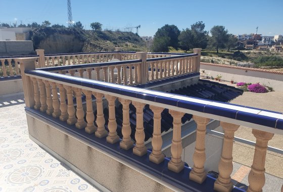 Reventa - Chalet Independiente - Algorfa