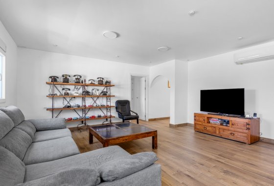 Reventa - Chalet Independiente - Los Montesinos