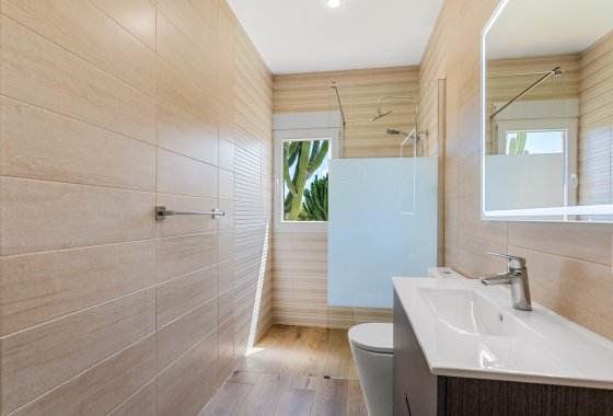 Reventa - Chalet Independiente - Los Montesinos