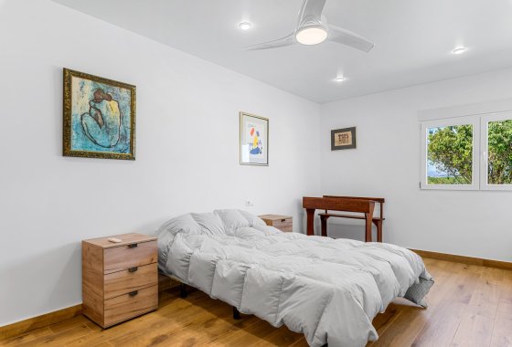 Reventa - Chalet Independiente - Los Montesinos