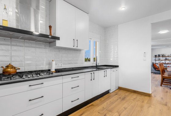 Reventa - Chalet Independiente - Los Montesinos